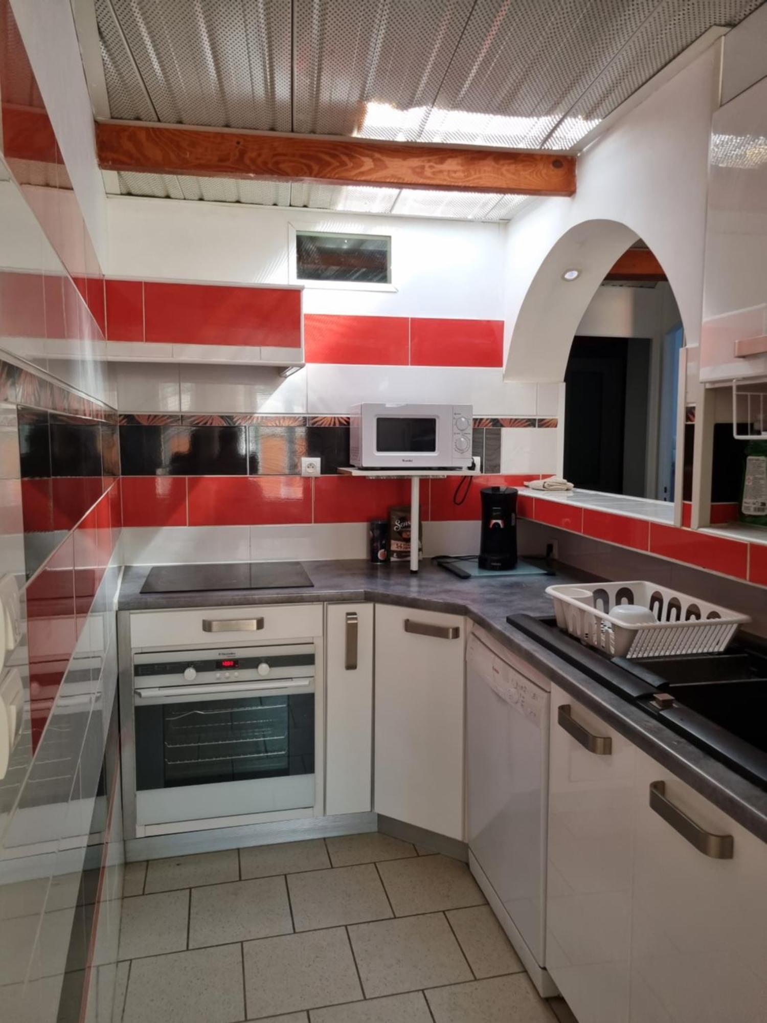 Cameos - Appartement Avec Terrasse Locairbi Le Crès Extérieur photo